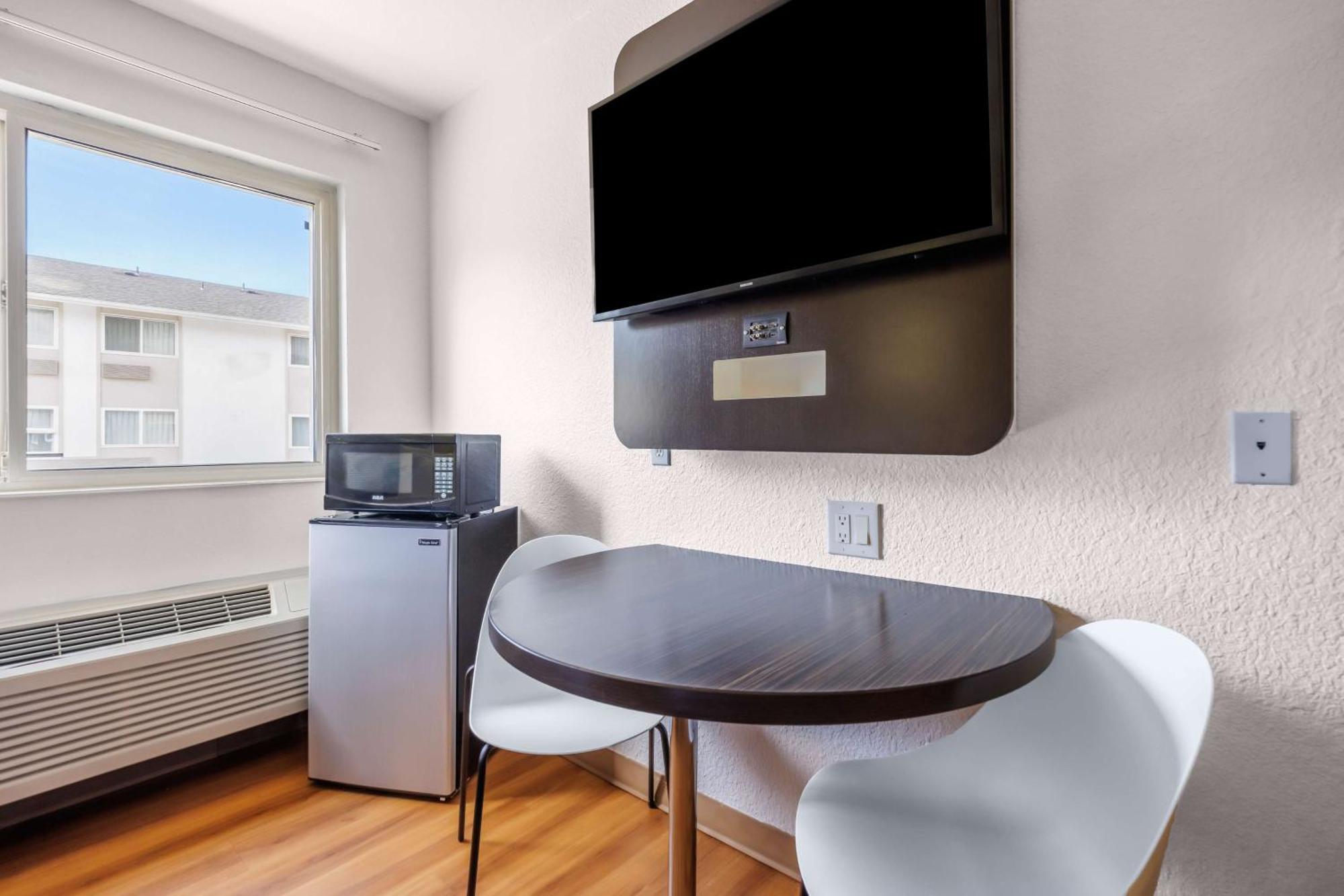 סי טק Studio 6 Seattle, Wa Sea Tac Airport South מראה חיצוני תמונה