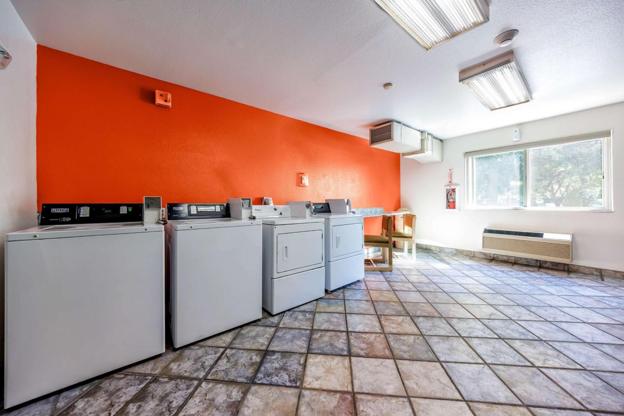 סי טק Studio 6 Seattle, Wa Sea Tac Airport South מראה חיצוני תמונה